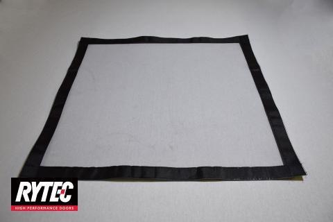 Ventana RYTEC de repuesto 17"X 17" con velcro